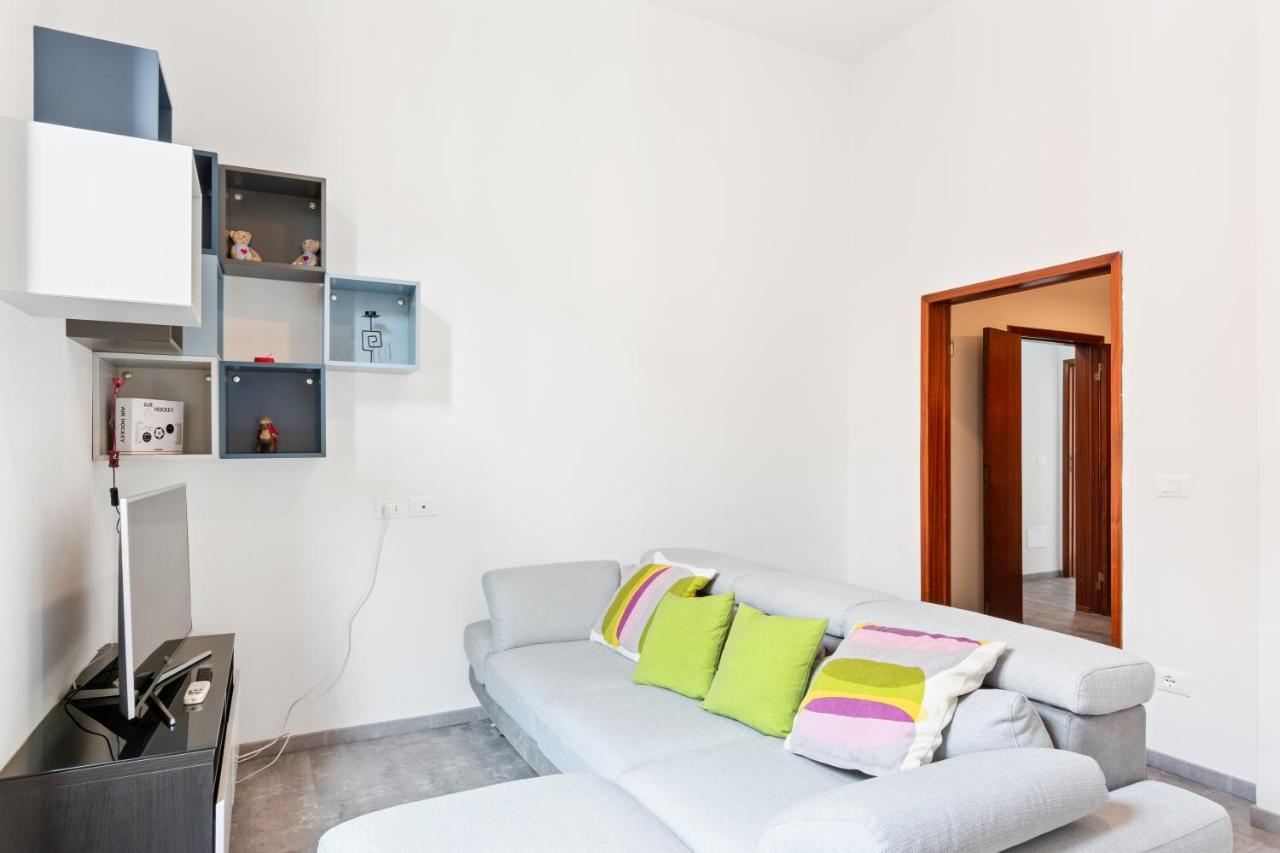 Piazza Alberti Apartment With Terrace ฟลอเรนซ์ ภายนอก รูปภาพ