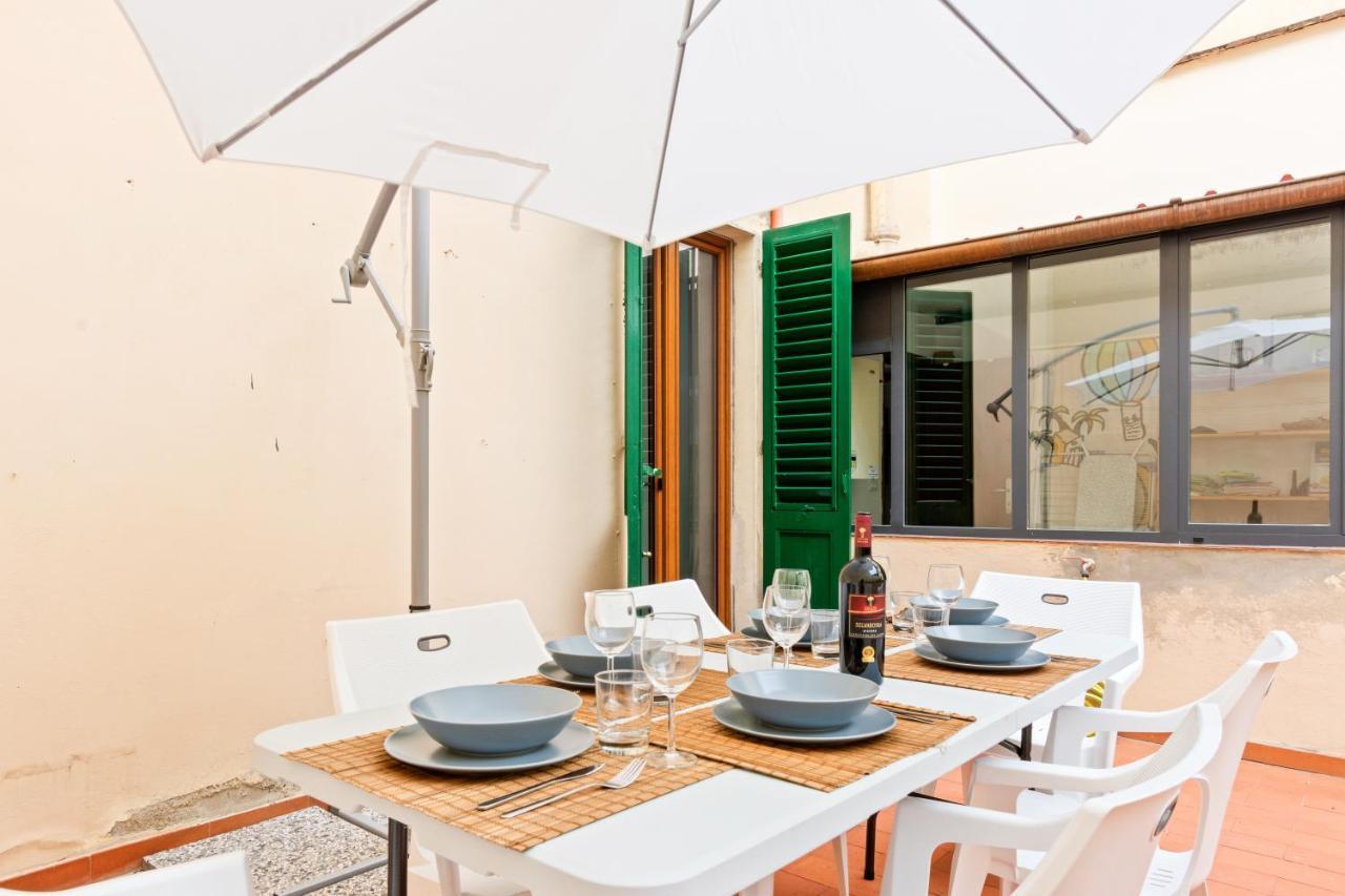 Piazza Alberti Apartment With Terrace ฟลอเรนซ์ ภายนอก รูปภาพ